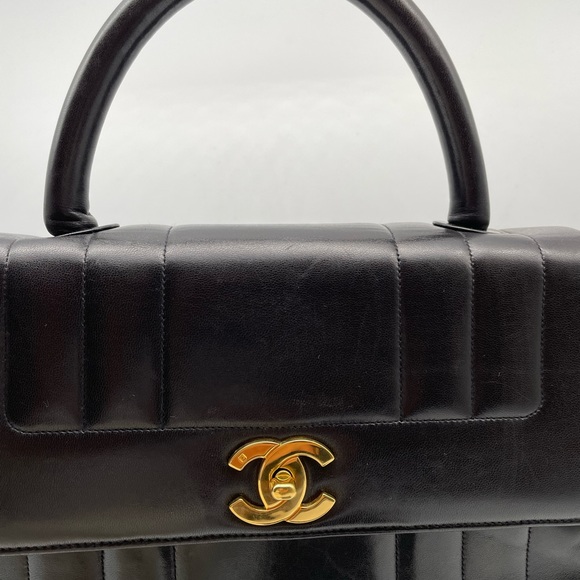 Chanel - Picture 9 of 16